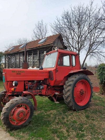 1 traktor MV0224 0 S4ZQN9GHcybl